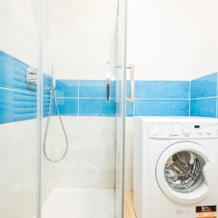 Trilocale A Pochi Passi Dal Mare Con Giardino Con Wifi Apartamento