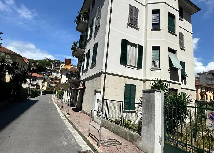 Trilocale A Pochi Passi Dal Mare Con Giardino Con Wifi Apartment